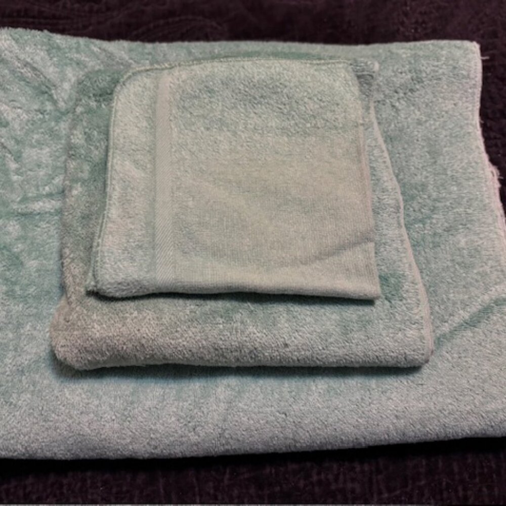 Vintage 3-Piece Set of Martex Towels